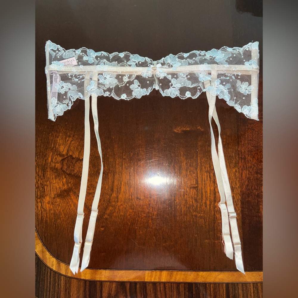 Victoria's secret floral lace lingerie garter straps clip on sexy pearl M/L new